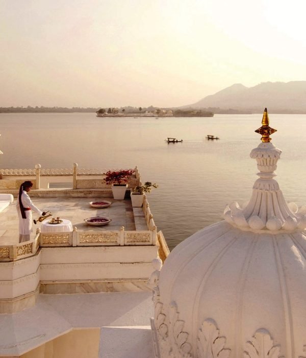 Taj-lake-palace-udaipur
