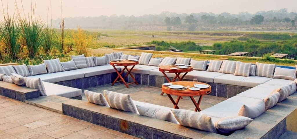 five-star-hotel-in-chitwan