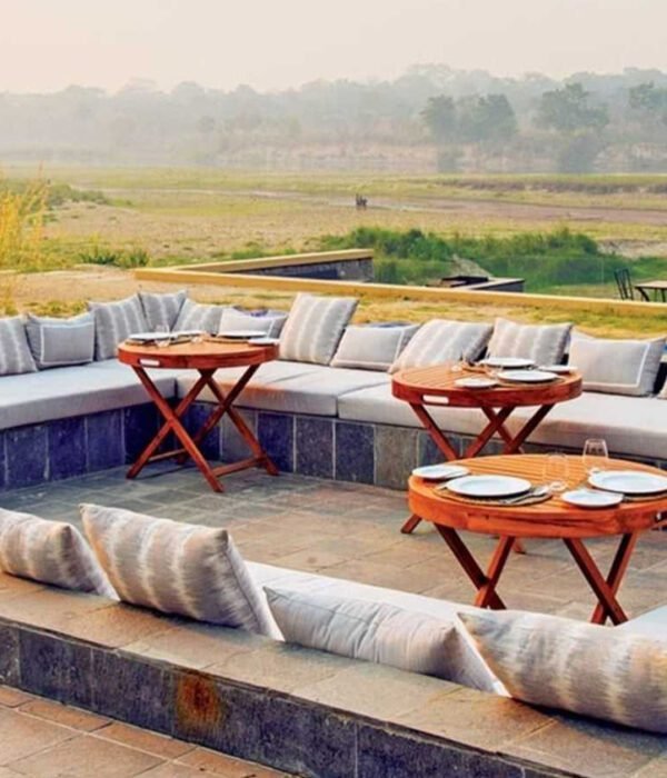 five-star-hotel-in-chitwan