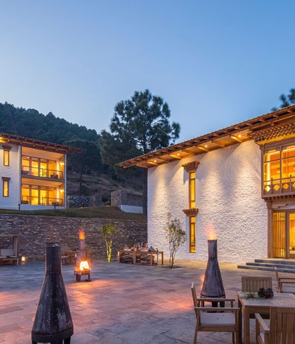 luxury-hotels-in-punakha