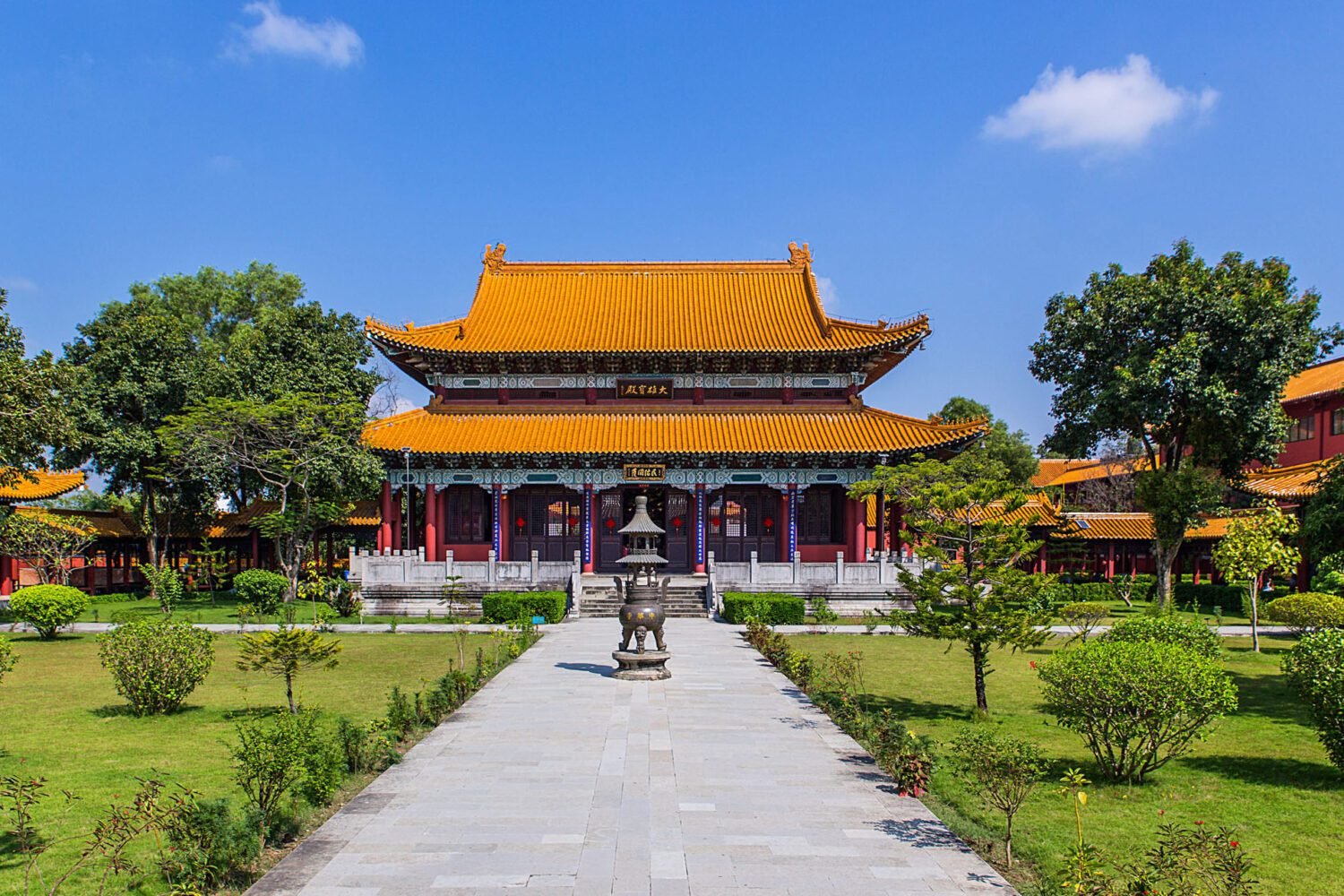 chinese-buddhist-monastery-lumbini.
